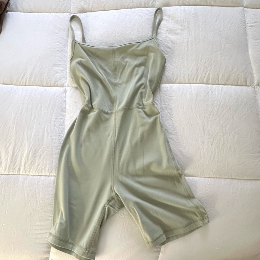 Aritzia Wilfred Free Divinity 5’ Romper MINT GREEN